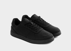 Seeker for Women Full Black from 8000kicks