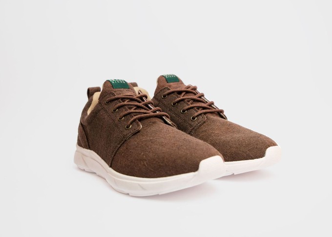 Explorer V2 for Men Dark Brown from 8000kicks