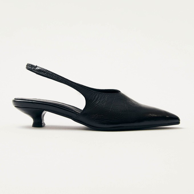 Eros Black Leather Pumps from Alohas