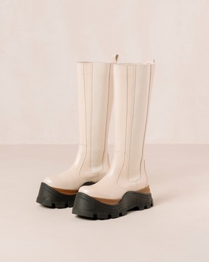 Roxie Nutty Cream Boots from Alohas