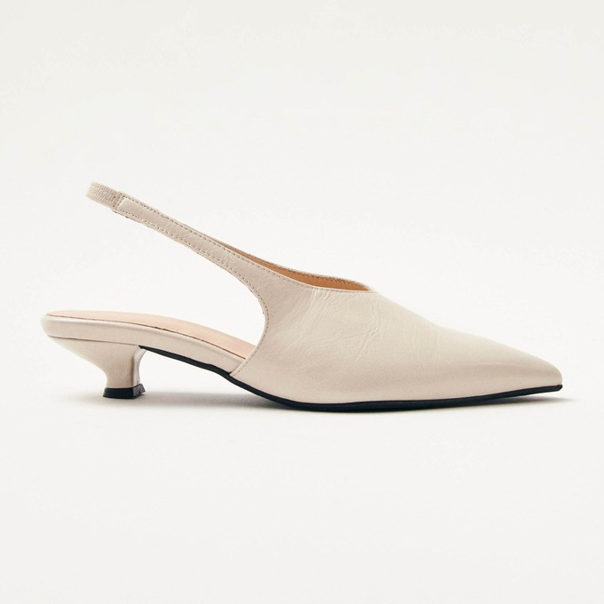 Eros Cream Leather Pumps from Alohas