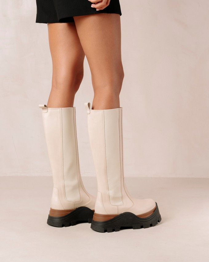 Roxie Nutty Cream Boots from Alohas