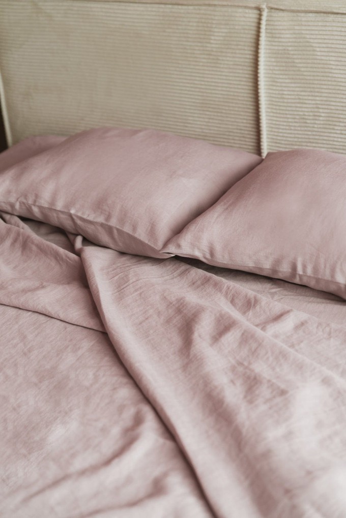 Linen flat sheet in Dusty Rose from AmourLinen