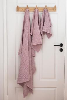 Linen waffle towel set in Dusty Rose (3 pcs) via AmourLinen