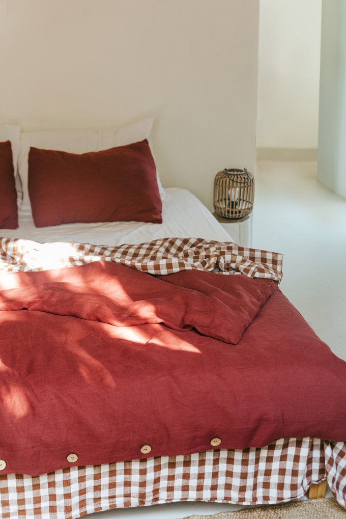 Linen bedding set in Terracotta from AmourLinen