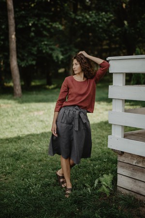 BERGEN mid-length linen skirt in Charcoal from AmourLinen