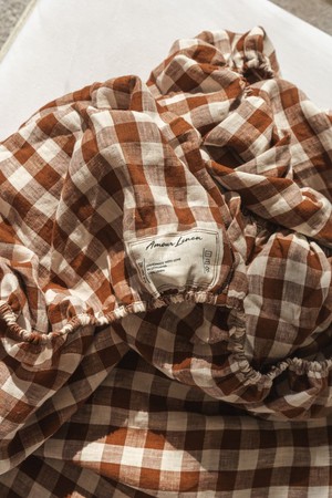 Linen fitted sheet in Mocha Gingham from AmourLinen