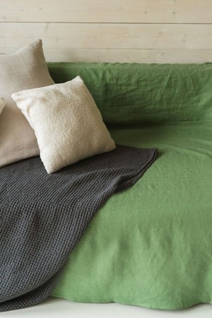 Linen waffle bed throw in Charcoal from AmourLinen