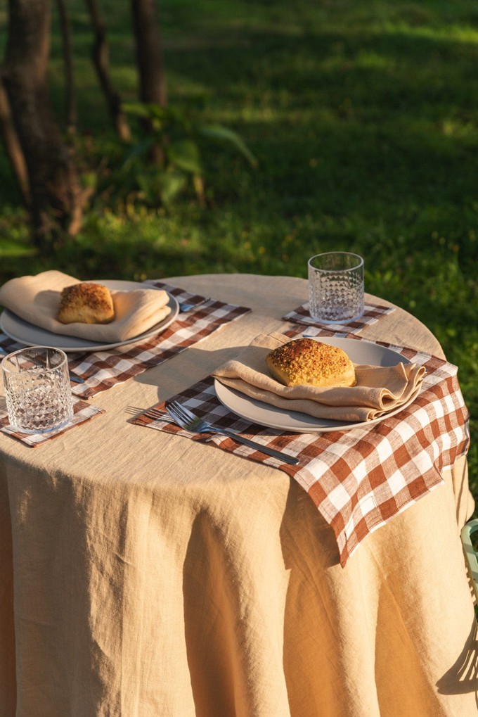 Linen placemats set of 2 in Mocha Gingham from AmourLinen