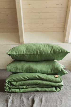 Linen bedding set in Matcha Green from AmourLinen