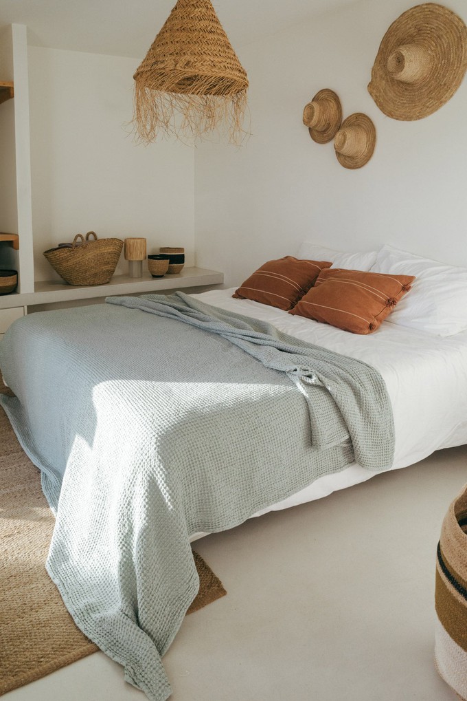 Linen waffle blanket in Sage Green from AmourLinen