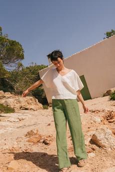 LILY oversized linen top in White via AmourLinen