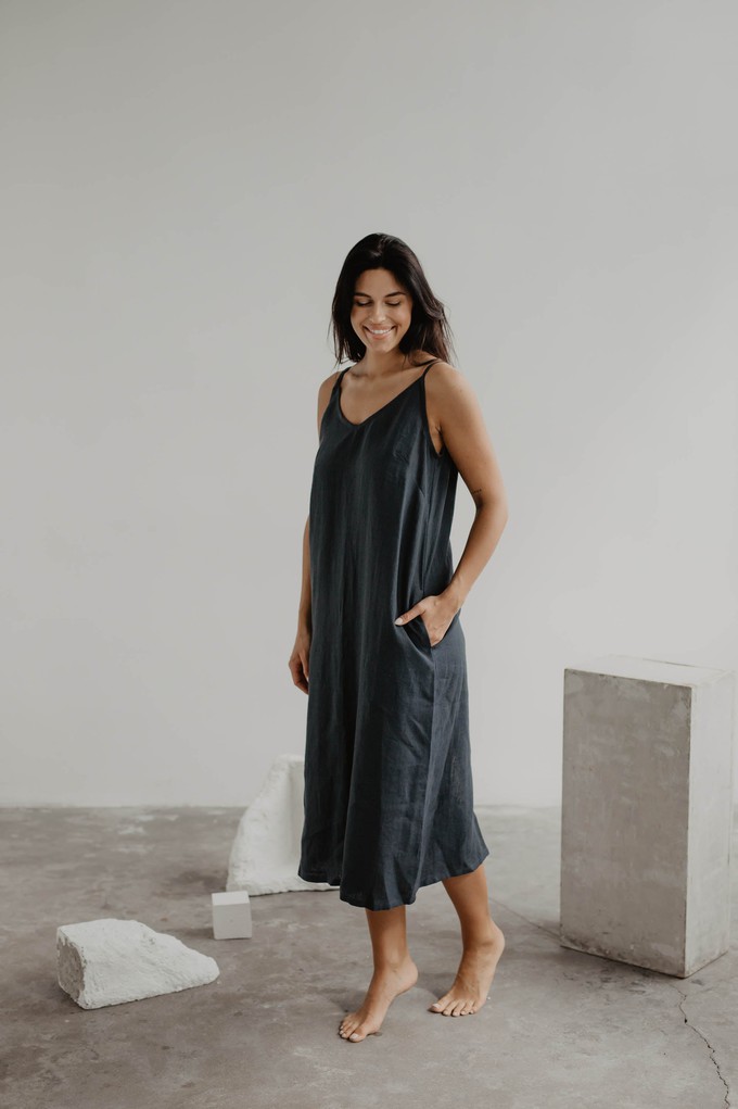 Linen long dress Jakarta S Charcoal from AmourLinen