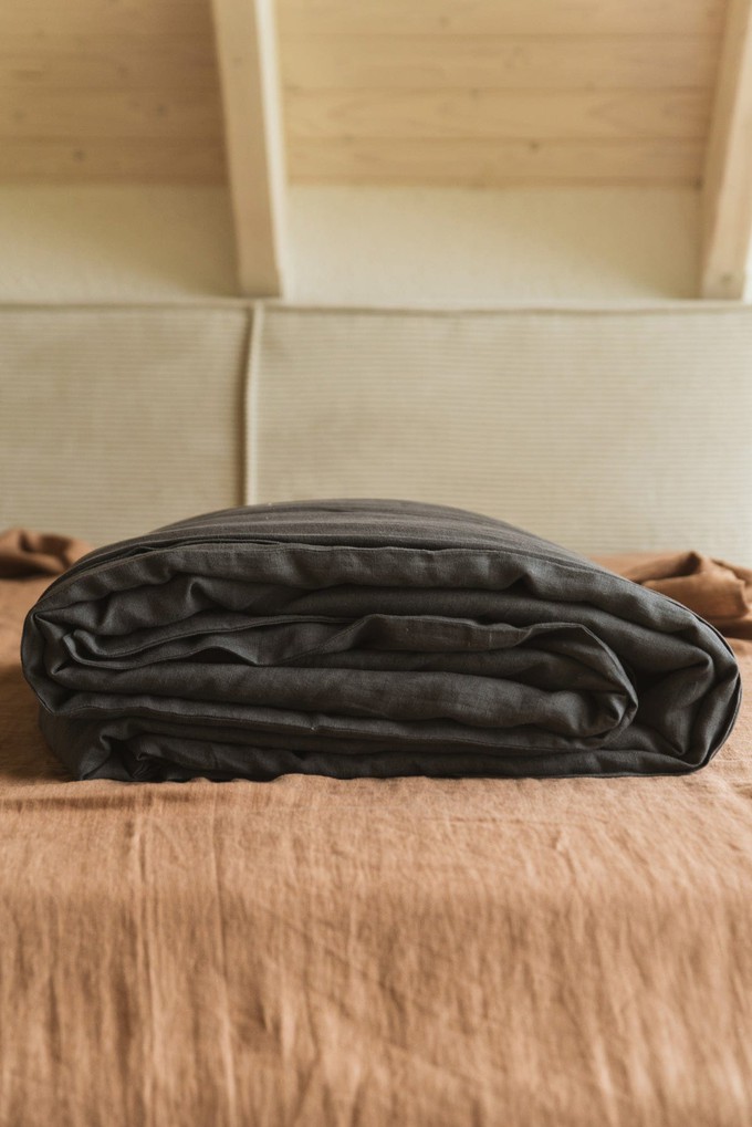 Linen duvet cover in Charcoal from AmourLinen