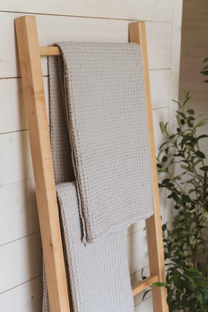 Linen waffle bath towel in Cream from AmourLinen