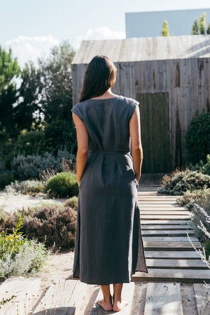 AURORA mid-length linen dress in Charcoal from AmourLinen