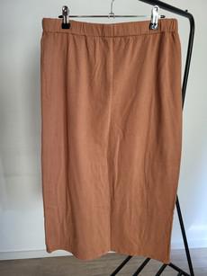 Pam Skirt In Tan Size M via Beaumont Organic