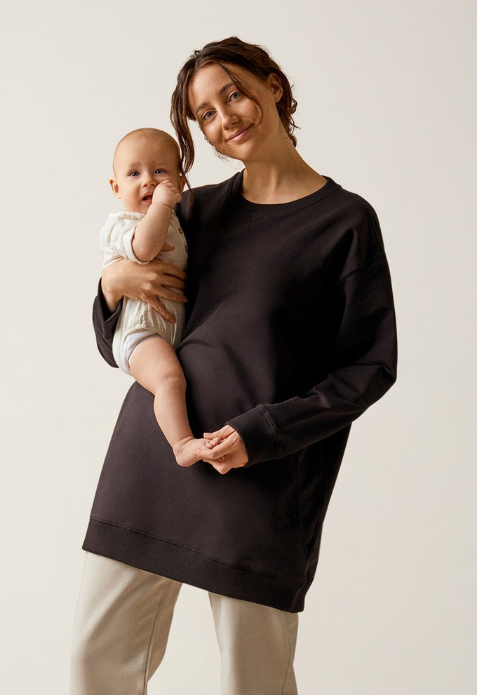 Oversized maternity sweatshirt with nursing access - Black from Boob Design