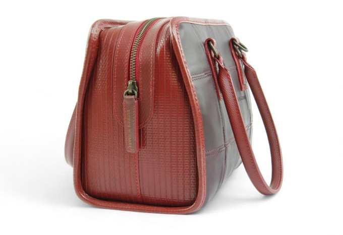 Small Post Bag - Leather Handbag from Elvis & Kresse
