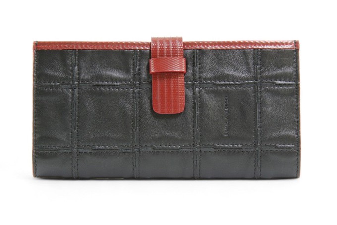 Leather Travel Wallet from Elvis & Kresse