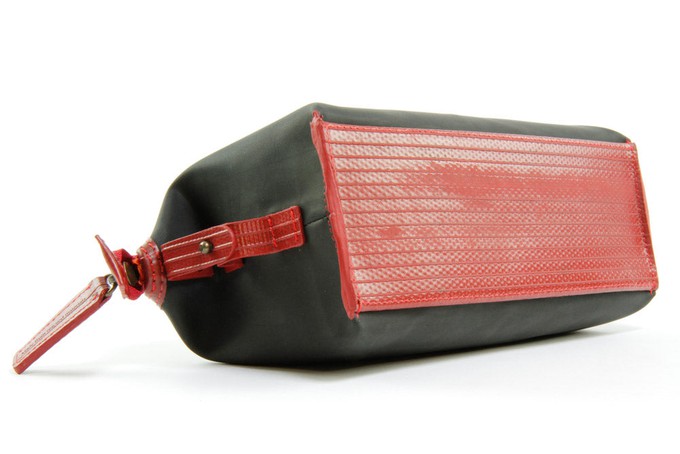 Medium Washbag from Elvis & Kresse