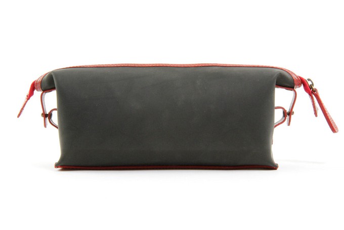 Medium Washbag from Elvis & Kresse