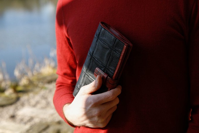 Leather Travel Wallet from Elvis & Kresse