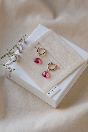 Le Bisou Earrings from GAÂLA