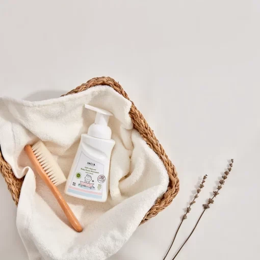 Natural baby shampoo from Glow - the store