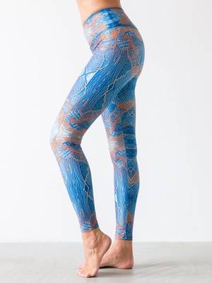 Yoga Pants Paradise Birds Blue from Hoessee