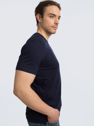 T-shirt men from Honest Basics