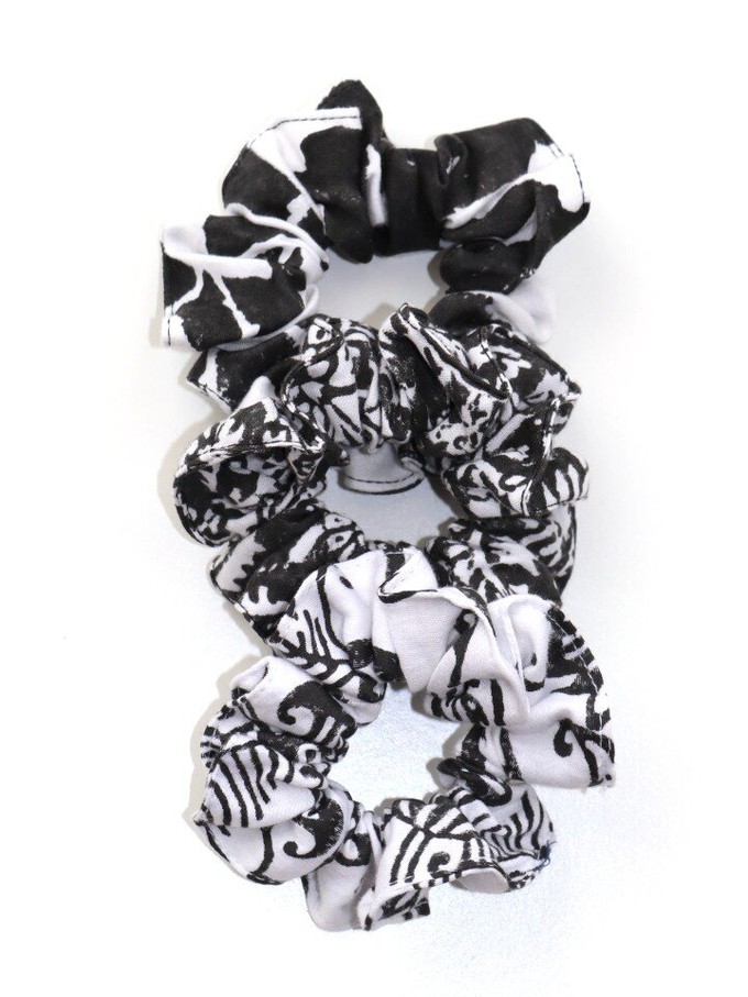 Set of 3 Organic Cotton Black and White Scrunchies from Jenerous