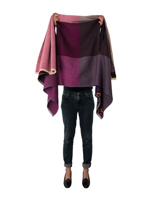 PETITE Light Wool Cape Fusion Plum from JULAHAS