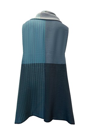 NEW! JULAHAS+ Light Wool Cape Fusion Teal from JULAHAS