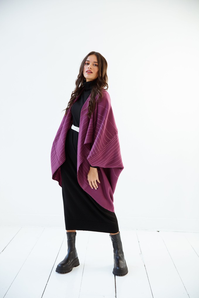 PETITE Wool Kimono Warm Plum from JULAHAS