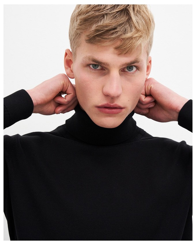 Thomas Turtleneck from Kuyichi