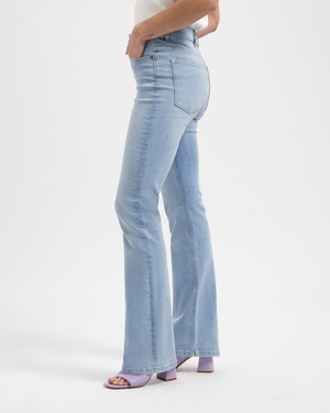 Zoe High Rise Bootcut Sky Blue from Kuyichi