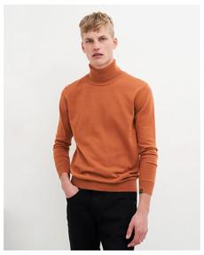 Thomas Turtleneck via Kuyichi