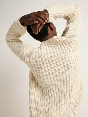 Sweater with v-neck (GOTS) from LANIUS