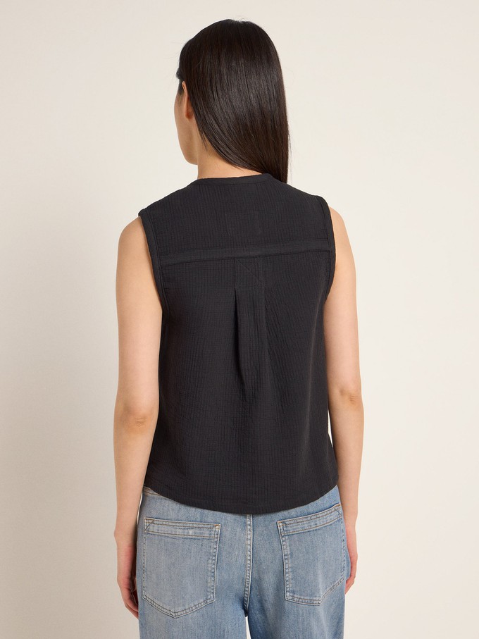 vest (OCS) made of organic cotton from LANIUS