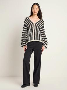 Striped sweater V-neck via LANIUS