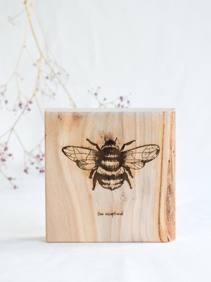 Circular Wood Object - Bee exceptional from MADE out of