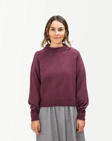 Raglan Sweater berry via Matona