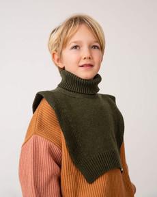 Neckwarmer loden green via Matona