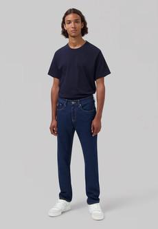 Extra Easy - Strong Blue via Mud Jeans