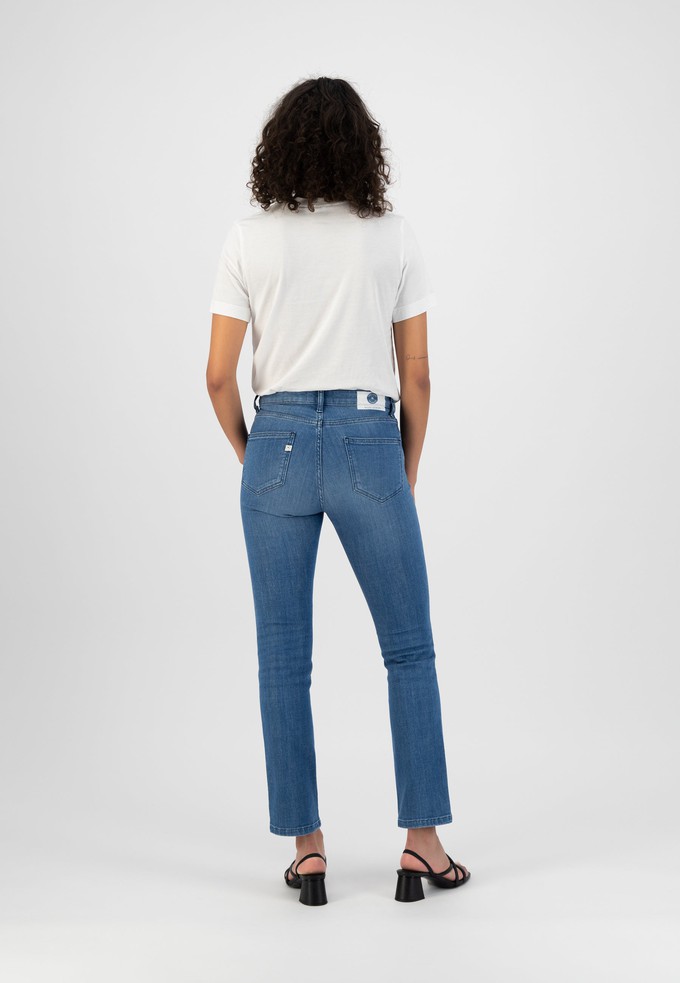 Faye Straight - Authentic Indigo from Mud Jeans