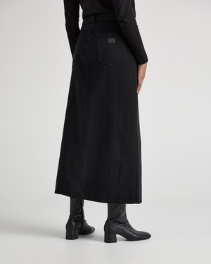 Lena Long Skirt - Nero Nero from Mud Jeans