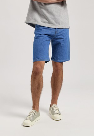 James Denim Short - Medium Stone from Mud Jeans