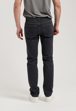 John Mid Straight - Medium Black from Mud Jeans