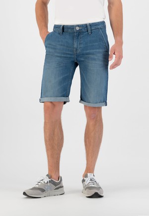 Carlo Short - Medium Worn from Mud Jeans